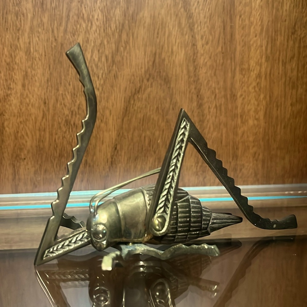 SOLID BRASS CRICKET RUSTIC FIREPLACE HEARTH ART FIGURINE STATUETTE 1960’s MCM